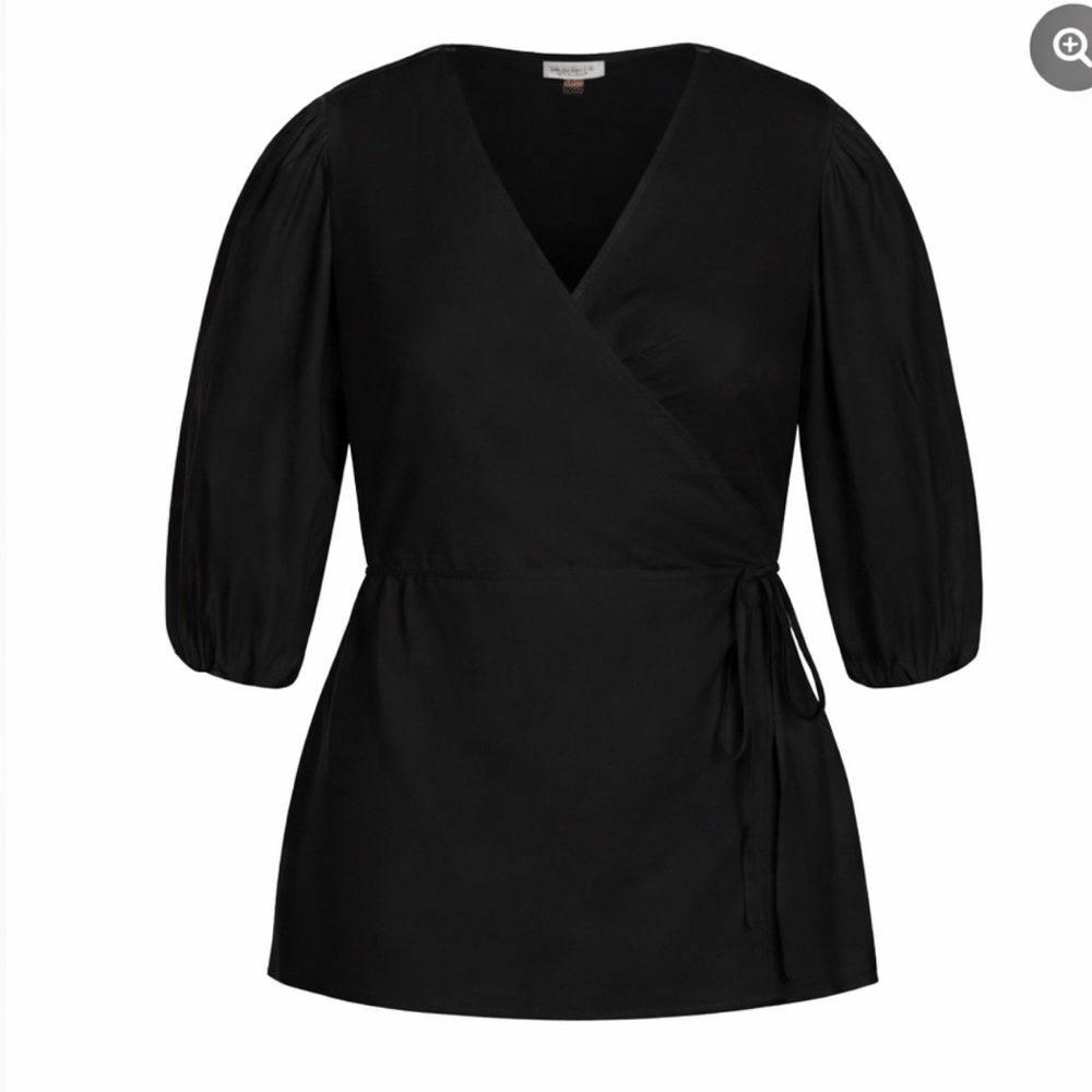 Refinity City Chic Serene Top Size 24 NWT